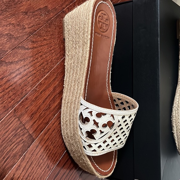 White Tory Burch Sandals - Picture 3 of 3